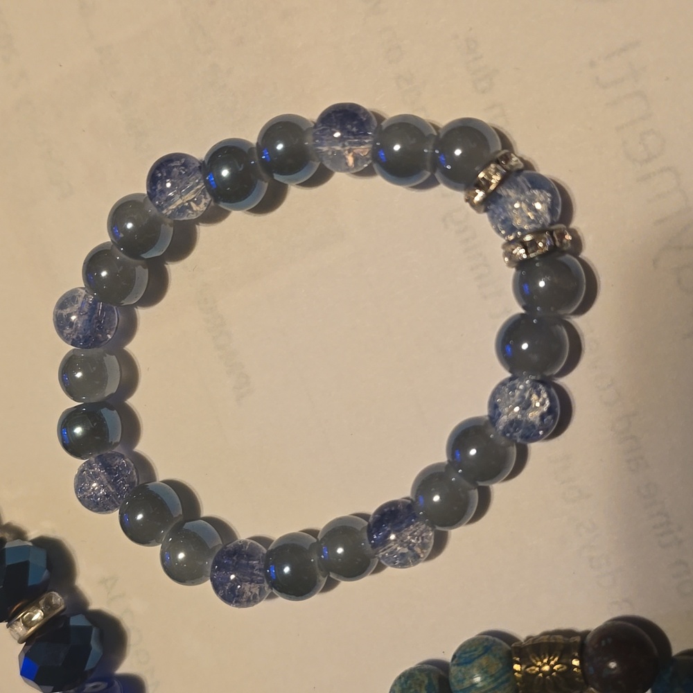 3 bracelets - Picture 3 of 4